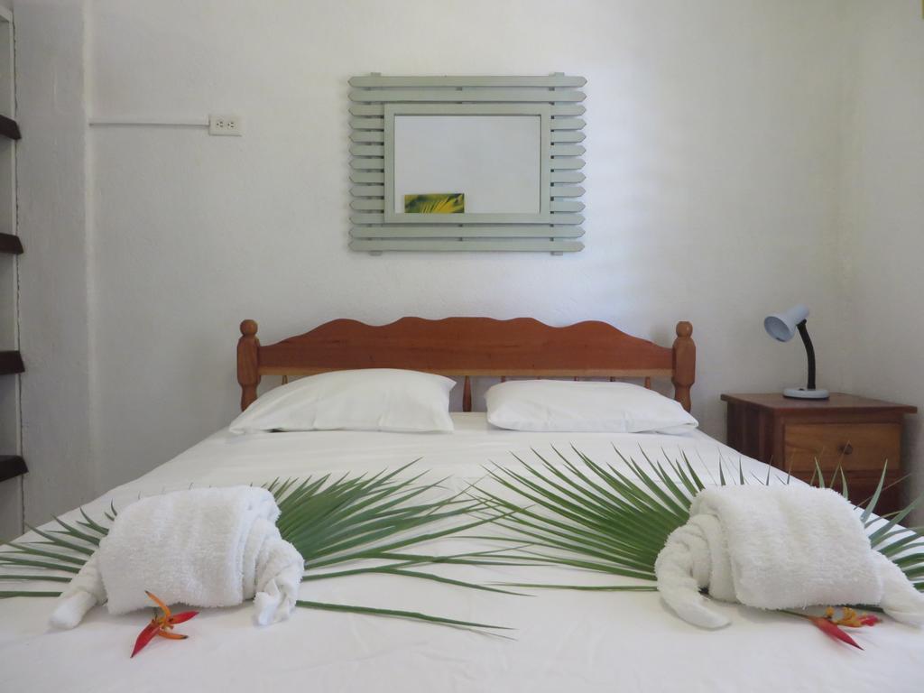 Simberts Apartments Maya Beach Exteriér fotografie